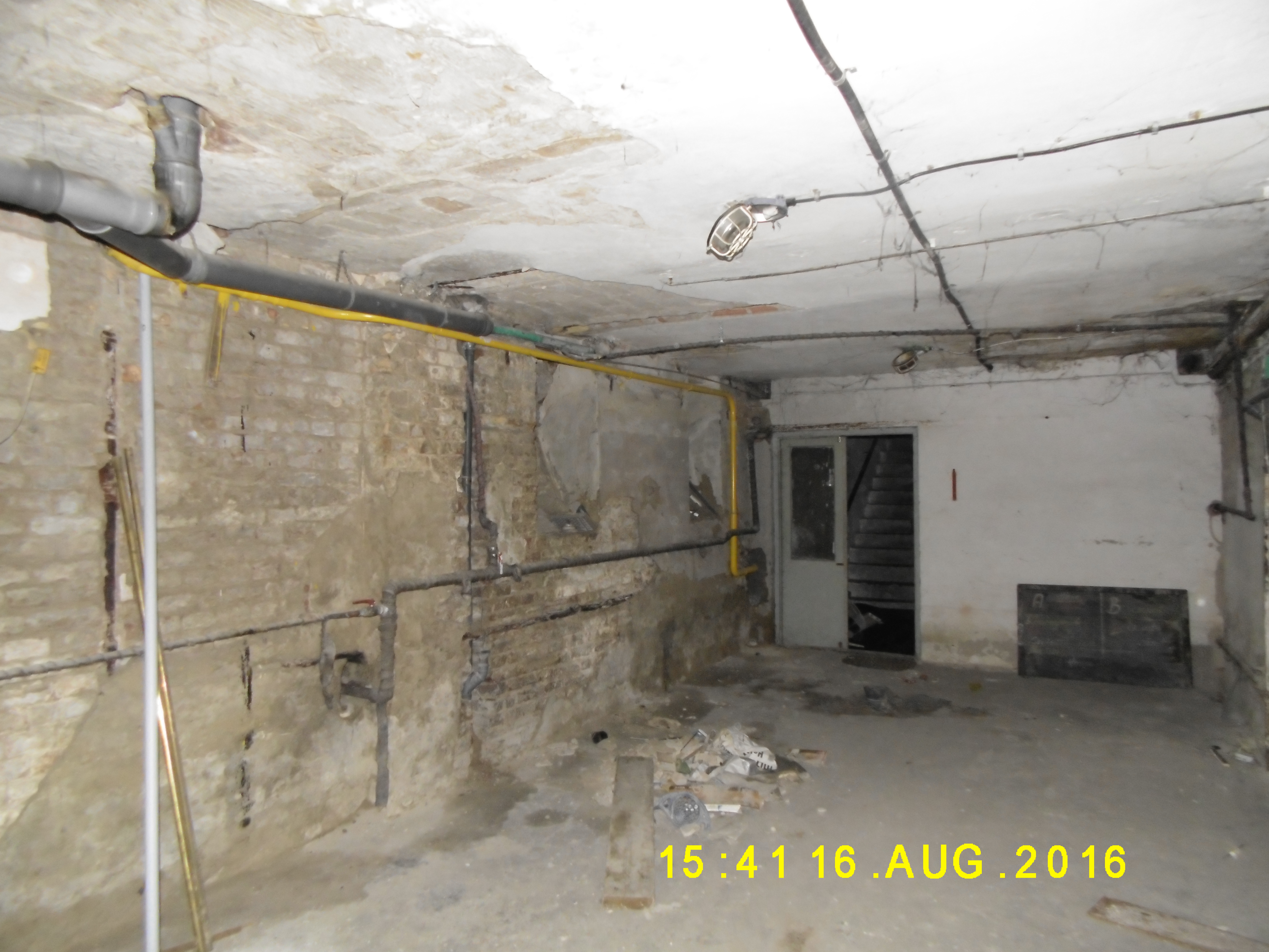 1067 Budapest Szondi u. 40.